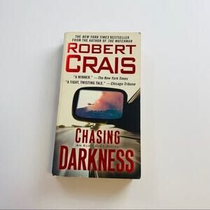 Chasing Darkness [Elvis Cole Novel] , Crais, Robert